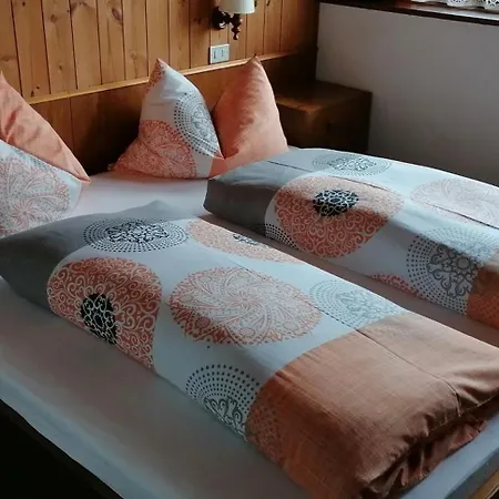 Schnarf Apartment *