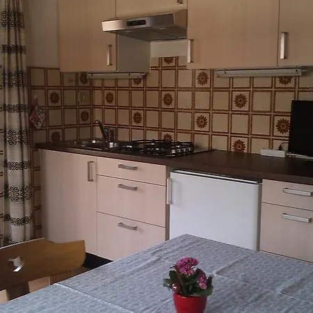 Schnarf Apartment